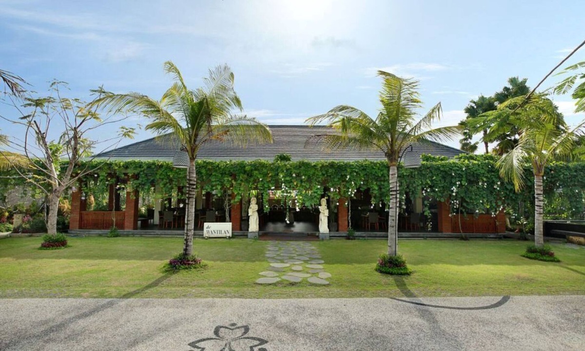 By Pass Ngurah Rai Villa | 1 BR Suite Villa with a private pool, FREE return airport transfers