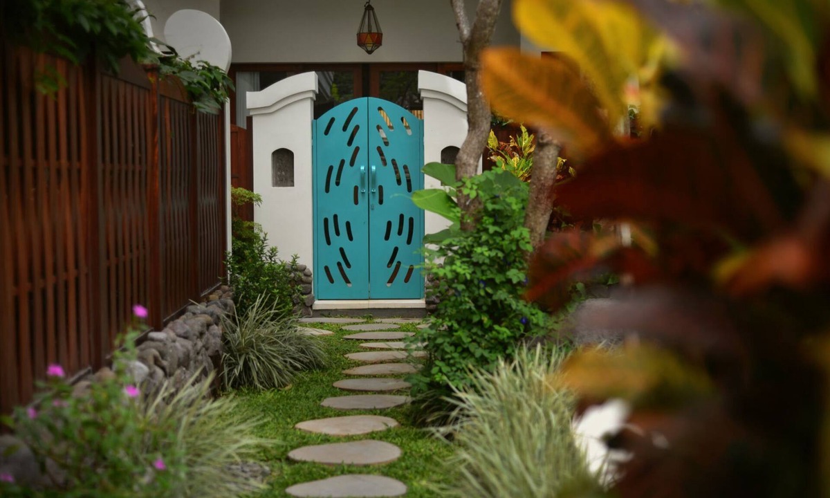 Denpasar Timur Villa | 14 Bedroom Villas - Kama Village by Nakula