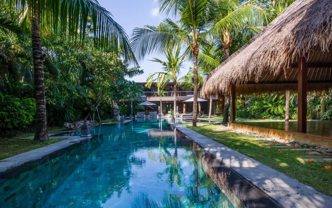 Central Seminyak Villa | 1900 m² Villa ∙ 7 bedrooms ∙ 15 guests