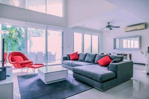 12th Street Apartment | 201 m² Apartment ∙ 2 bedrooms ∙ 4 guests