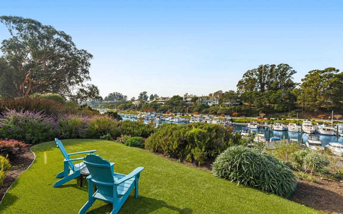 Eastside Santa Cruz House | 288 m² House ∙ 4 bedrooms ∙ 8 guests