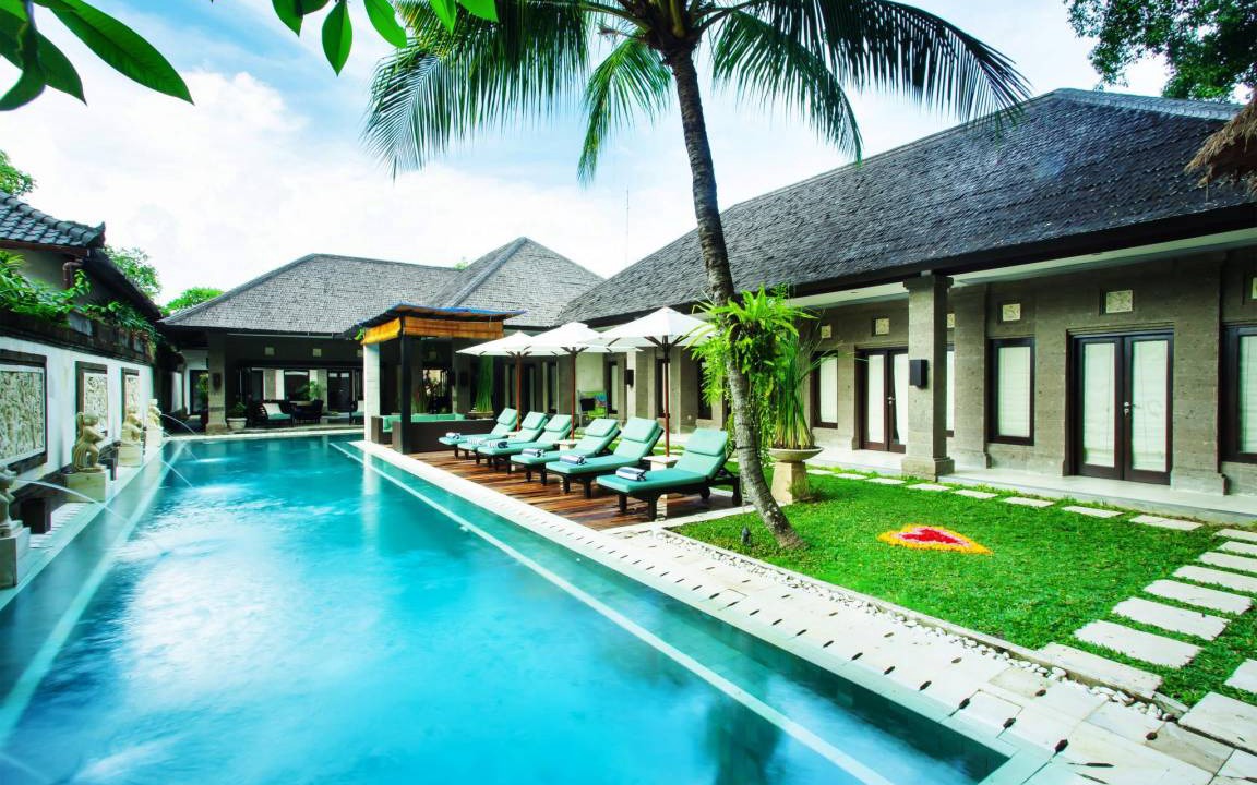 Central Seminyak Villa | 400 m² Villa ∙ 5 bedrooms ∙ 14 guests