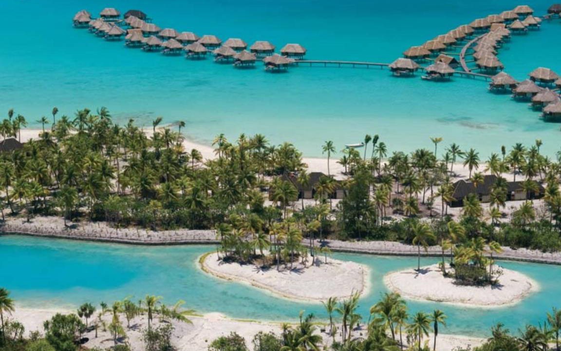 Bora Bora Resort | 500 m² Resort ∙ 2 bedrooms ∙ 127 guests