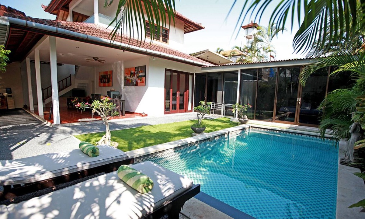 Dyanapura House | 7 Bedrooms, 3 Private Pool Villas, Sleeps up to 14 guests, Staff service