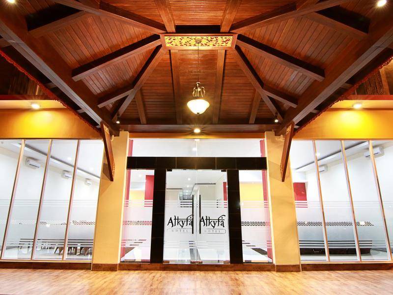 Pemecutan Kelod Hotel | 75 m² Hotel ∙ 20 guests