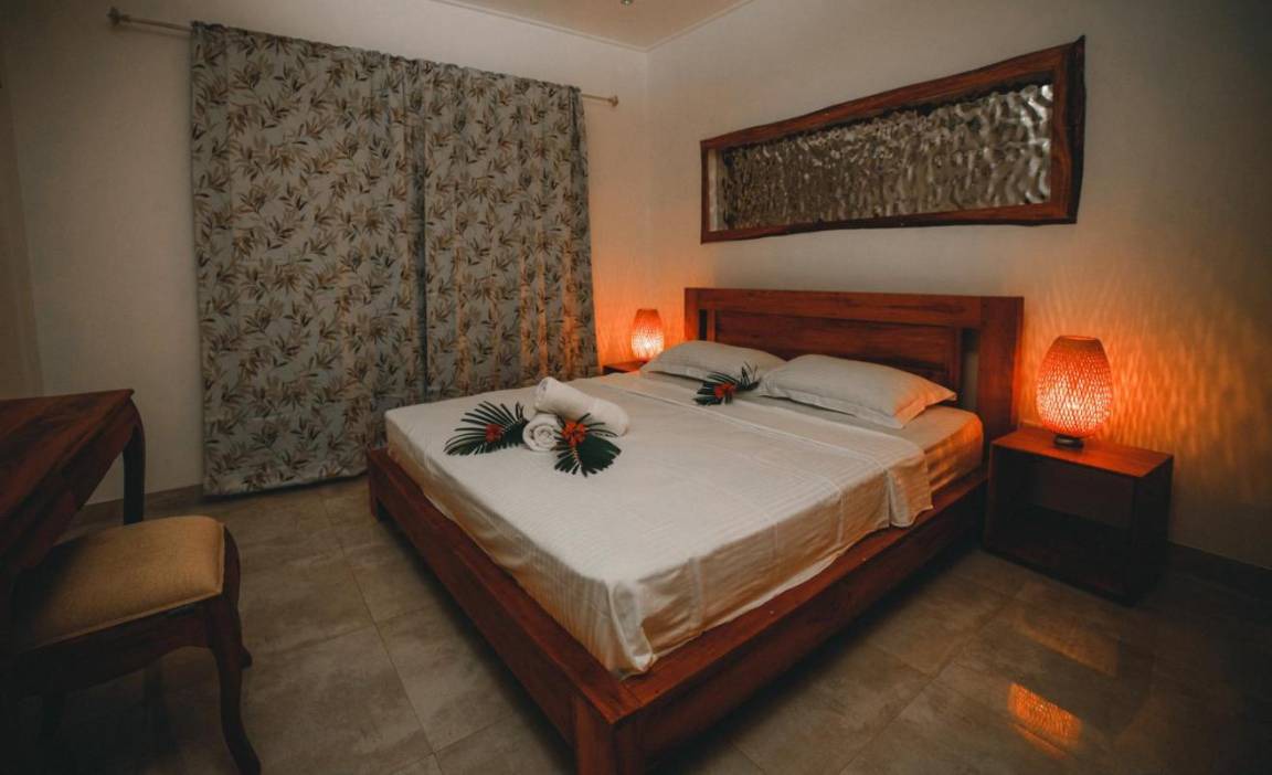 Mahe Island Apartment | 80 m² Apartment ∙ 2 bedrooms ∙ 2 guests