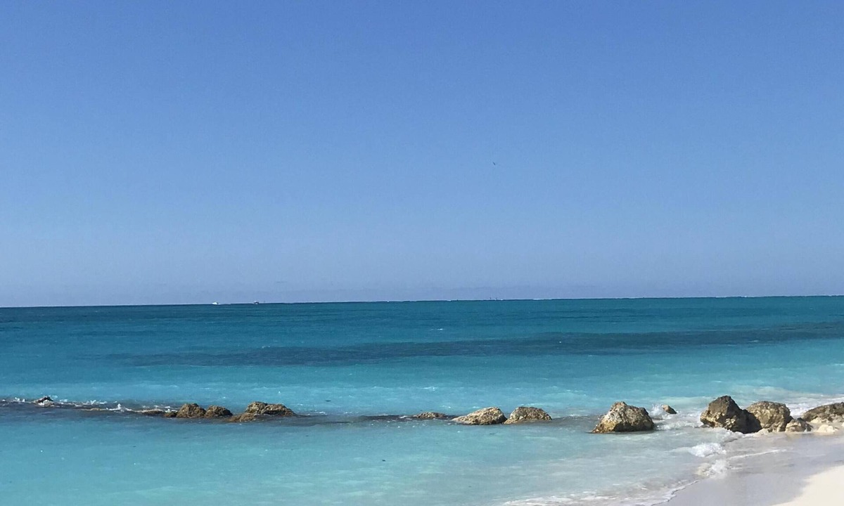 Wheeland Settlement Condo | Amazing Beachfront Haven