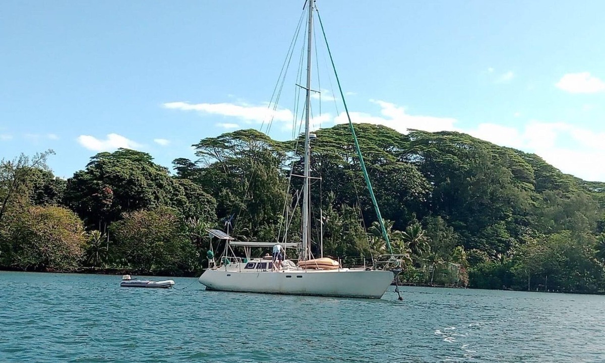 Taravao Boat Rental | An unusual night on a sailboat
