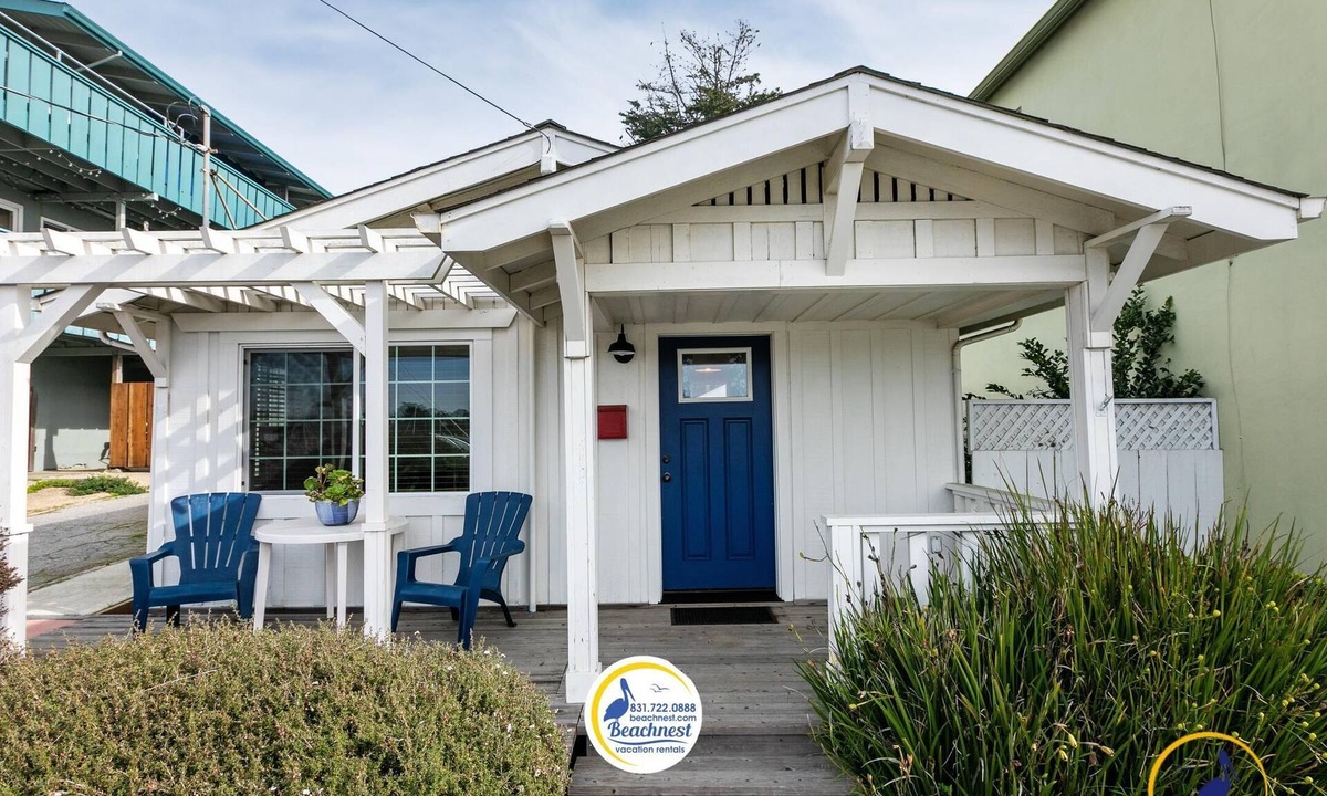 Eastside Santa Cruz House | Anchor's Away