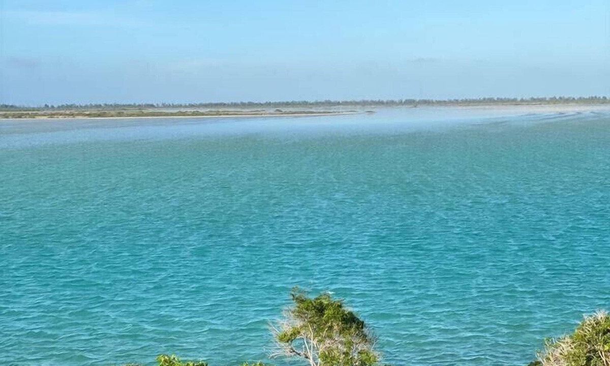 Bayside Estate Waterfront Guesthouse Bottle Creek North Caicos Turks | Bottle Creek