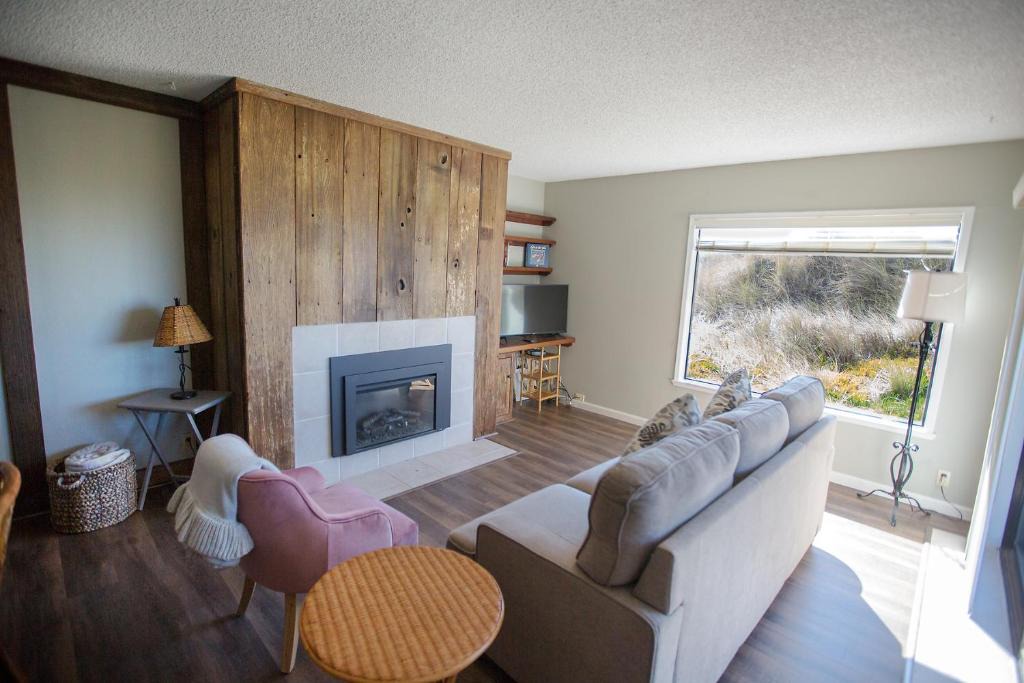 Pajaro Dunes Apartment | Beach Condo Shorebirds 211