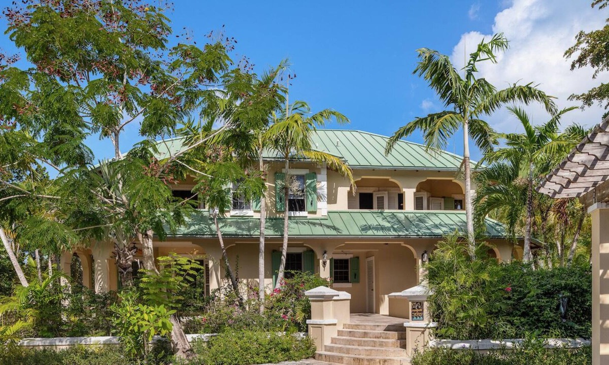 Sandy Point Villa | Beachfront Villa!! Private Pool!! Sunsets and Amazing Ocean View!! Very Private!