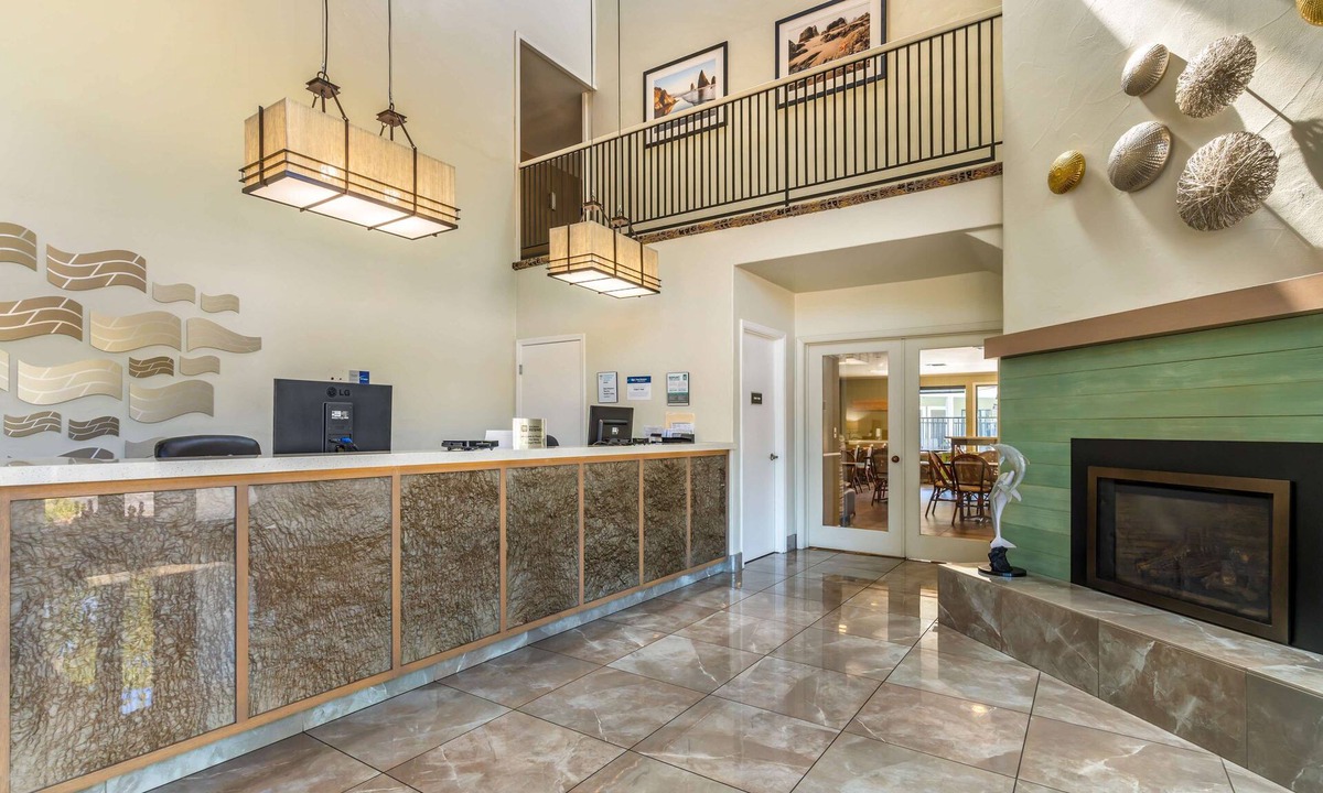 Scotts Valley Hotel | Best Western Plus Inn Scotts Valley