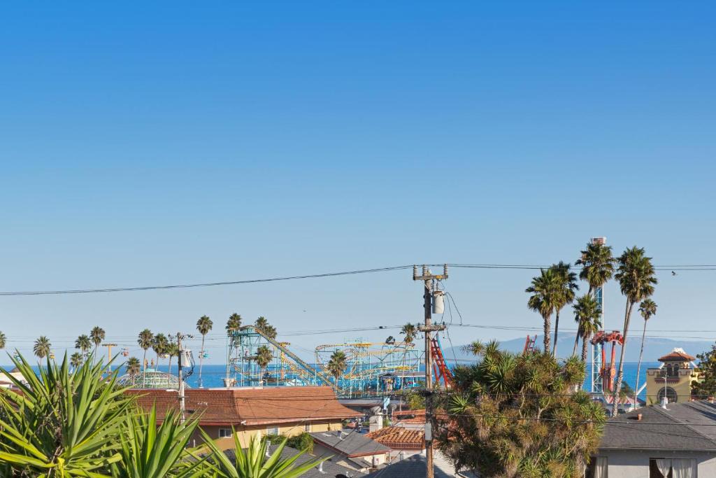 Beach Hill - Beach Flats House | Boardwalk Dream
