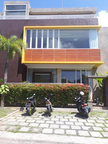 Pecatu House | Brielle guest house