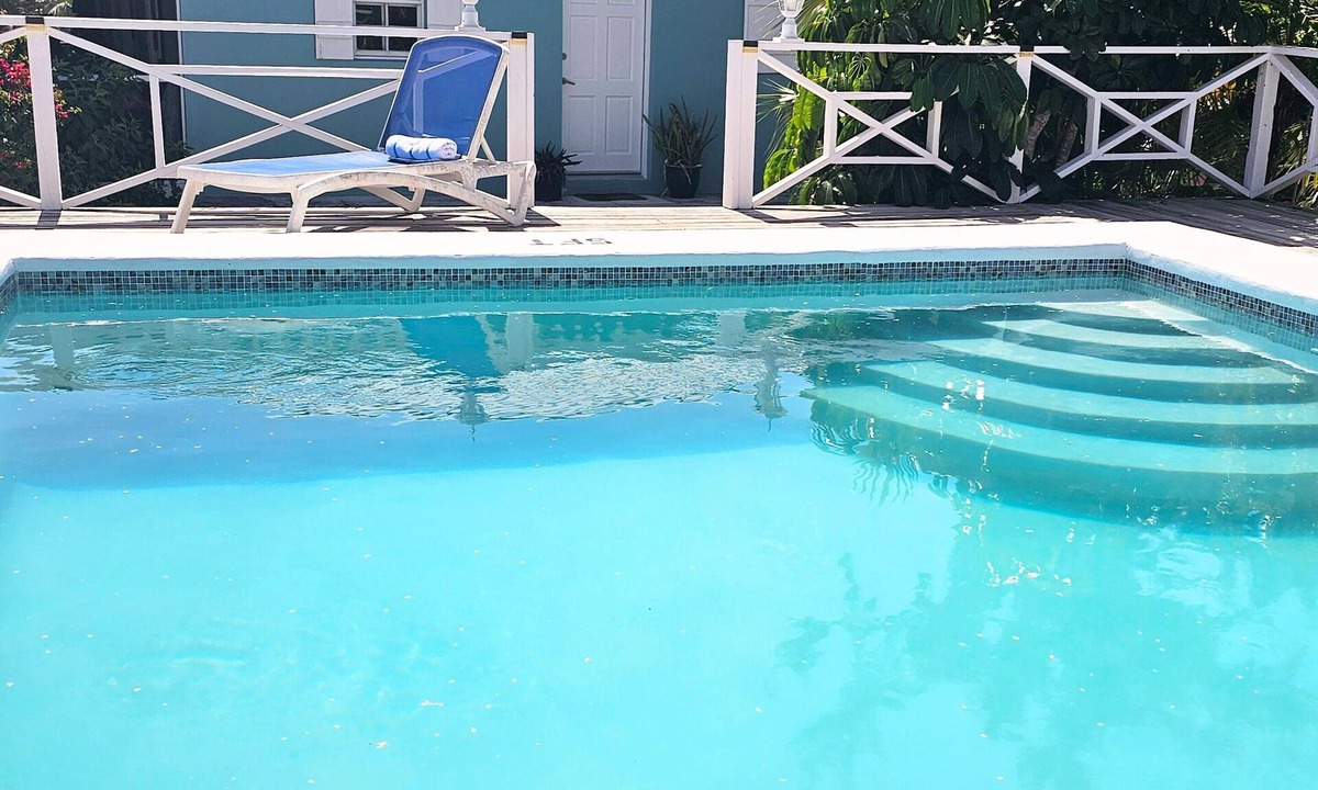 Middle Caicos Villa | Colibri Oasis 3-BR Villa in wonderful Grace Bay with Pool steps from your door!