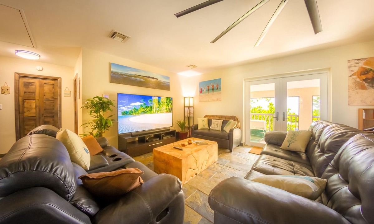 Cockburn Town House | Corktree Beach House - Modern, Beachfront 2bd/3ba home with central AC
