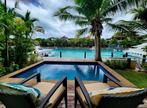 Eden Island House | Eden Island House - Onyx