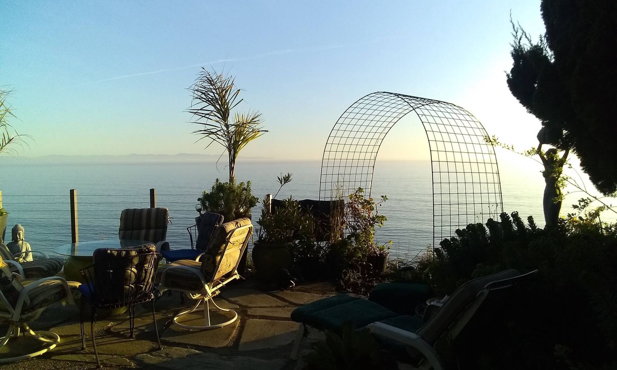 Aptos Villa | Fanti-sea studio with amazing panoramic view!! Entire backyard to yourselves.