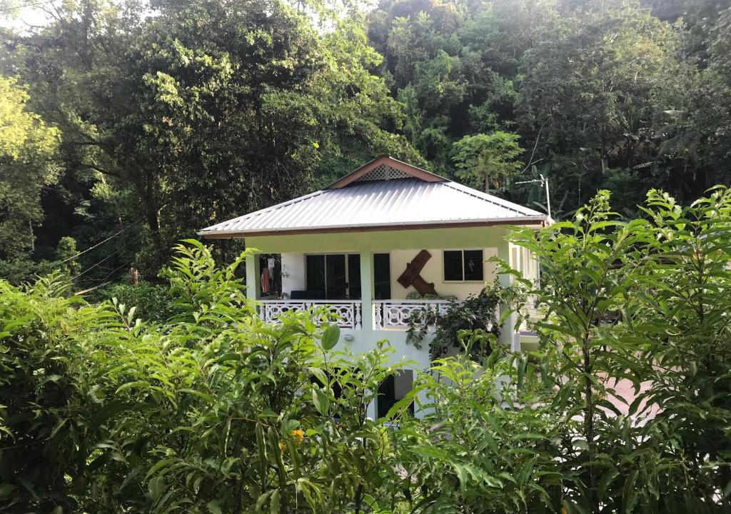 Praslin Island Apartment | FOND B'OFFAY LODGE