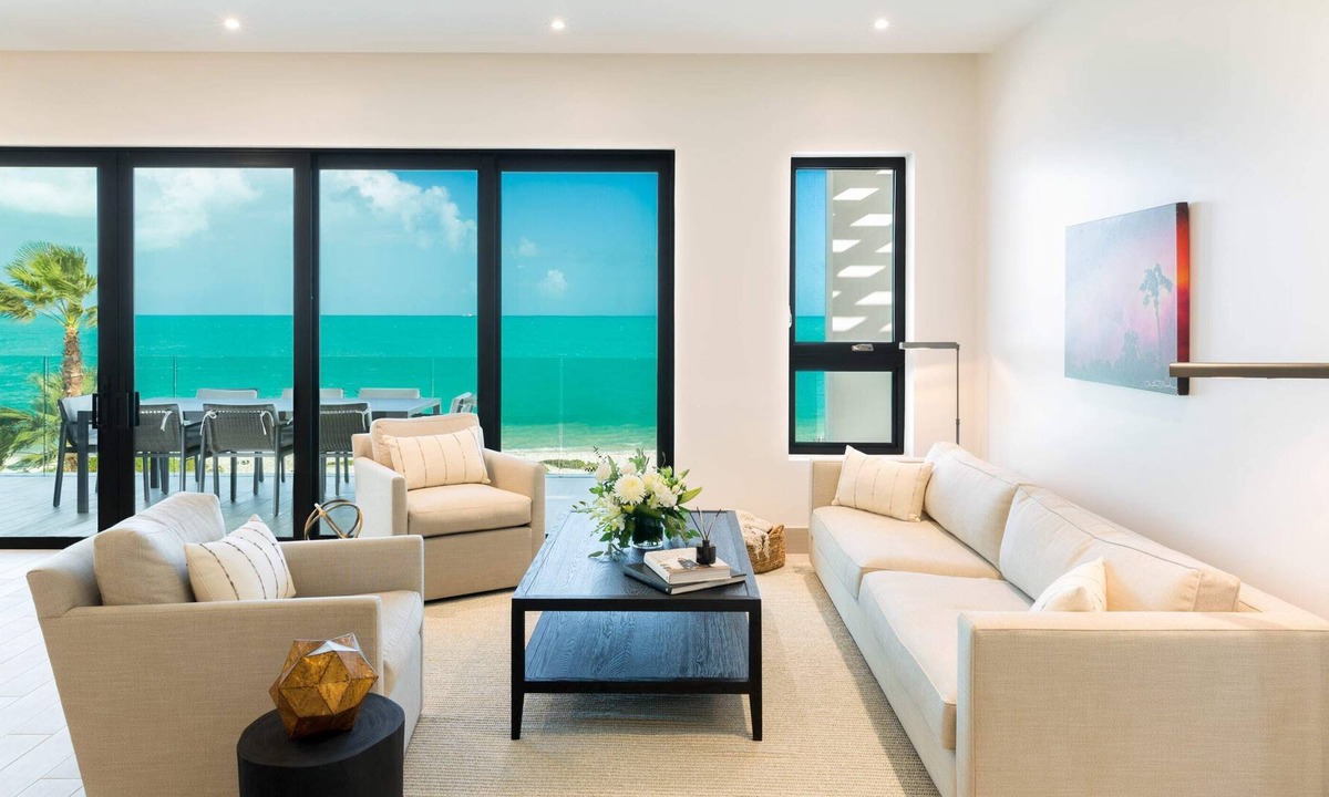 Long Bay Hills Condo | Grandiose Resort Suite w/Infinity Pool & Watersports!