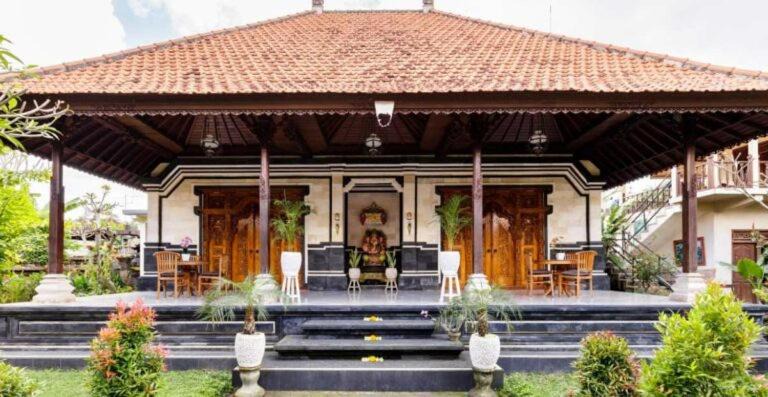 Delod Peken House | Laksmi Homestay