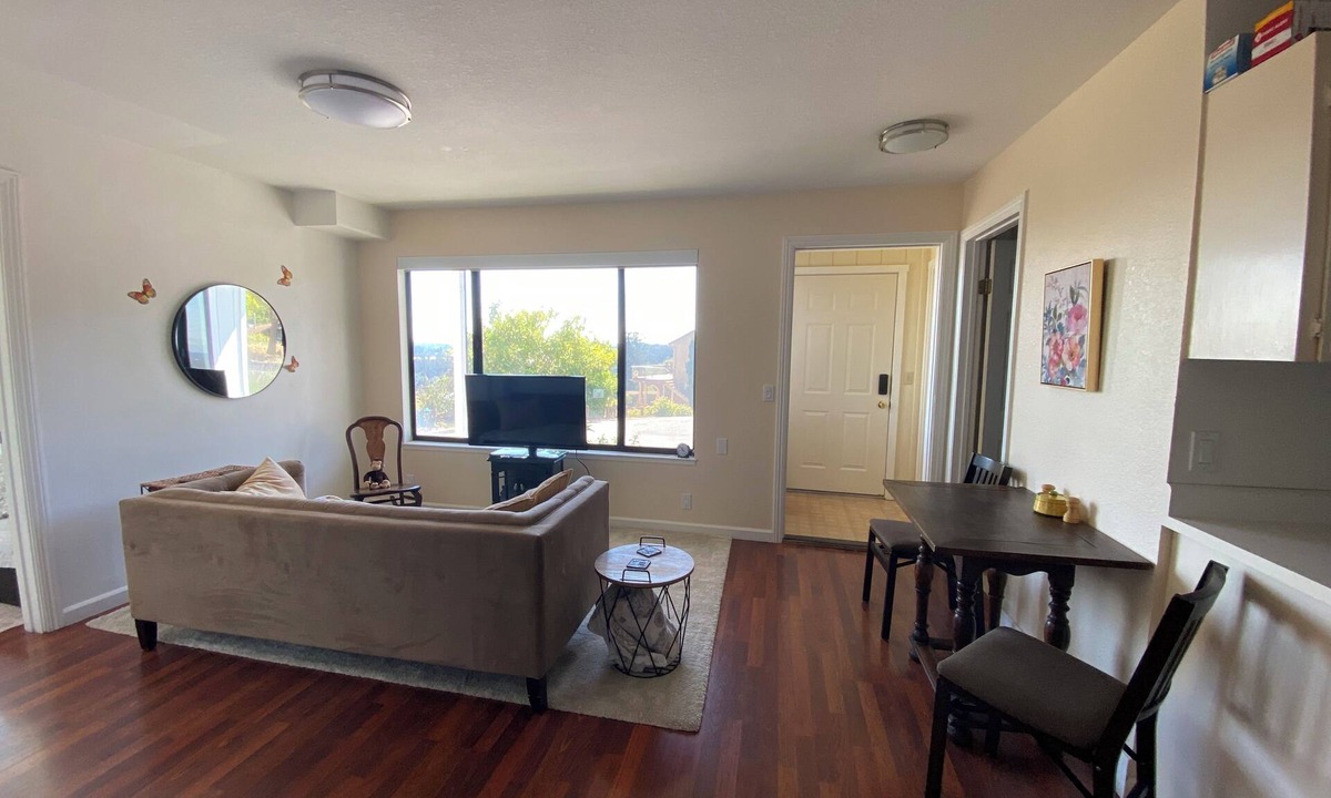 Watsonville Apartment | Lavandine farm welcomes travelers to our oasis above Monterey Bay area!