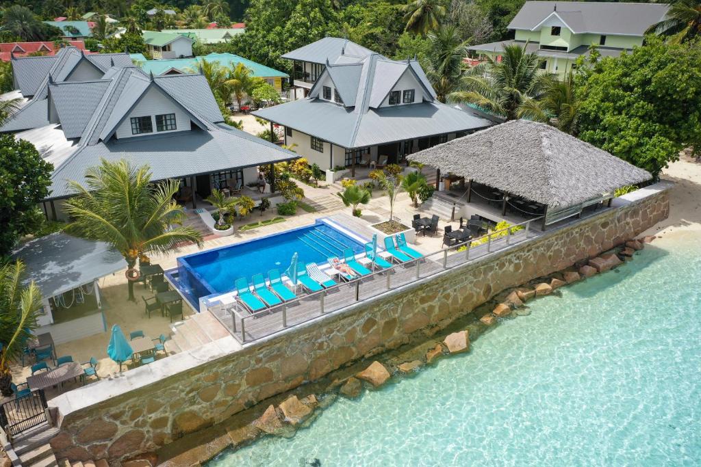 La Passe Hotel | Le Nautique Waterfront Hotel La Digue