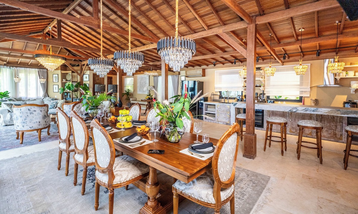 Taman Griya Villa | Luxurious Arakana Villa with Pool