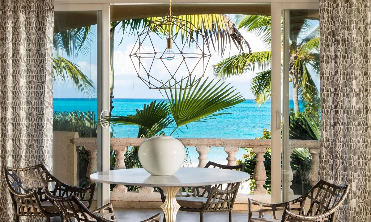 Grace Bay Resort | Luxurious Oceanfront One Bedroom Suite w/ Terrace! Concierge Service Available!