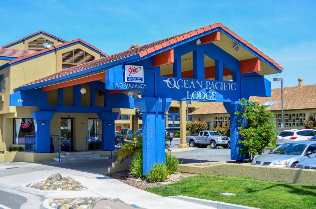 Westside Santa Cruz Hotel | Ocean Pacific Lodge