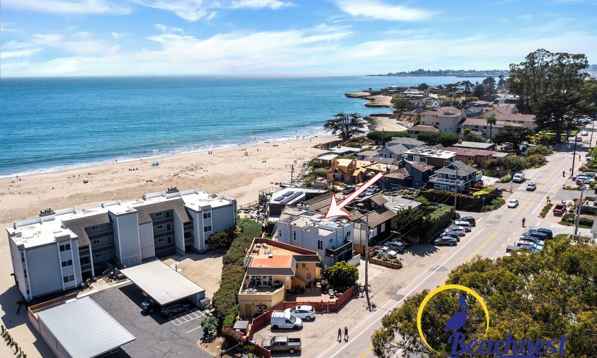 Eastside Santa Cruz House | Oceanview 3BR Beach House | Steps to Corcoran Beach + Local Support