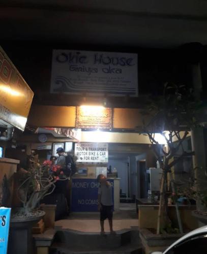 Downtown Kuta Hotel | Okie House ( Iin )