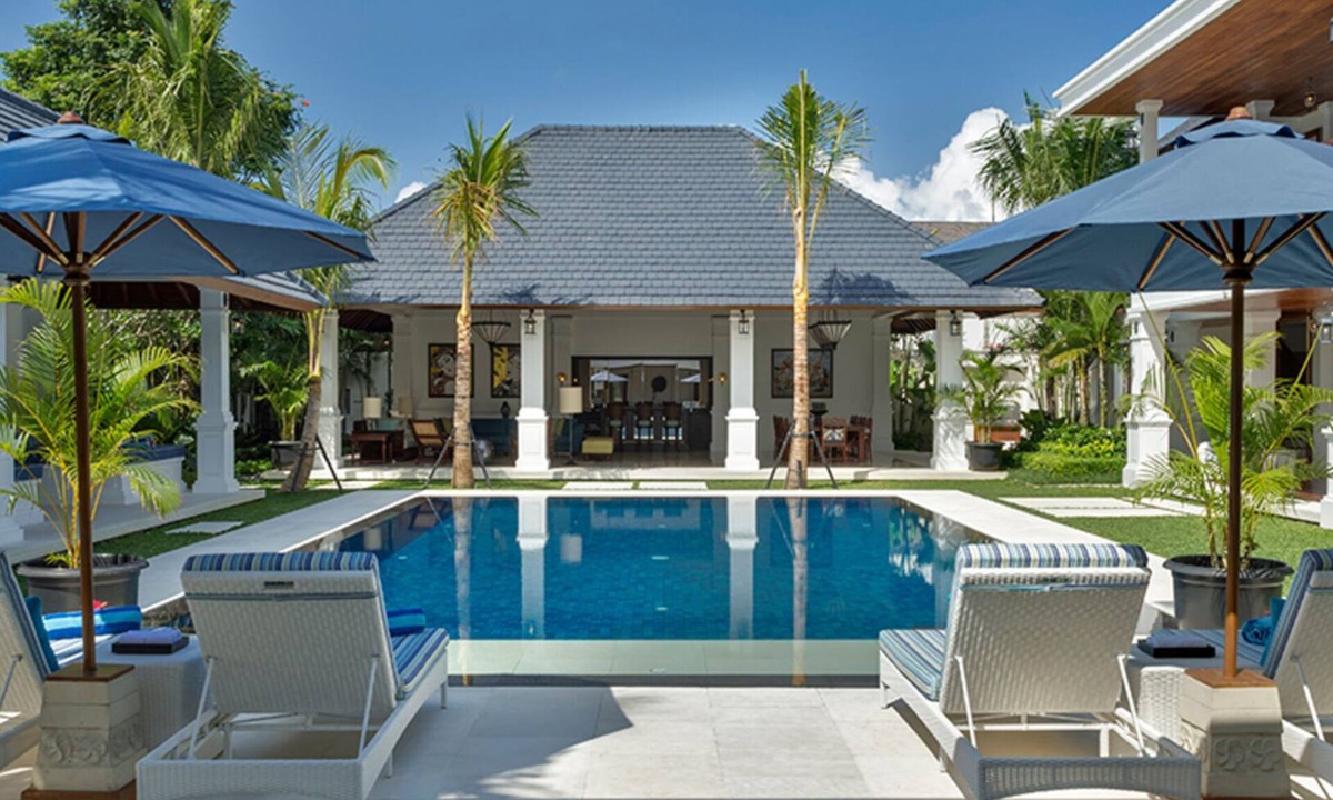 Petitenget Villa | Picture This… Enjoying Your Holiday in Seminyak, Bali, staying in a 5 Star Villa, Bali Villa 2128