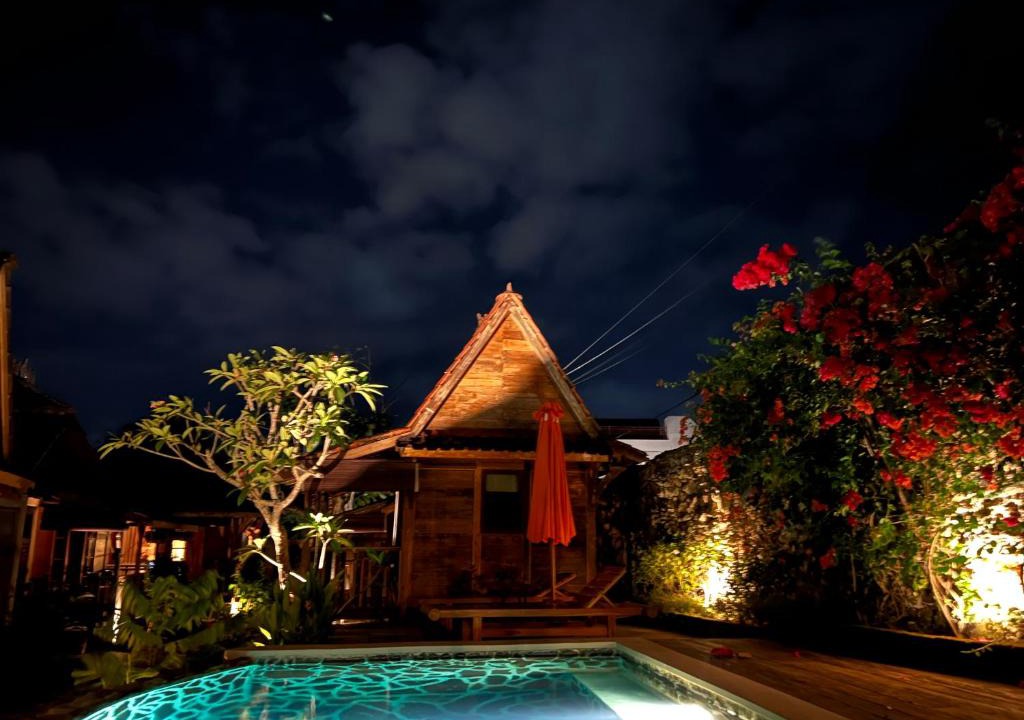 Bukit Bed & Breakfast | PINOKKIO B&B Restaurant