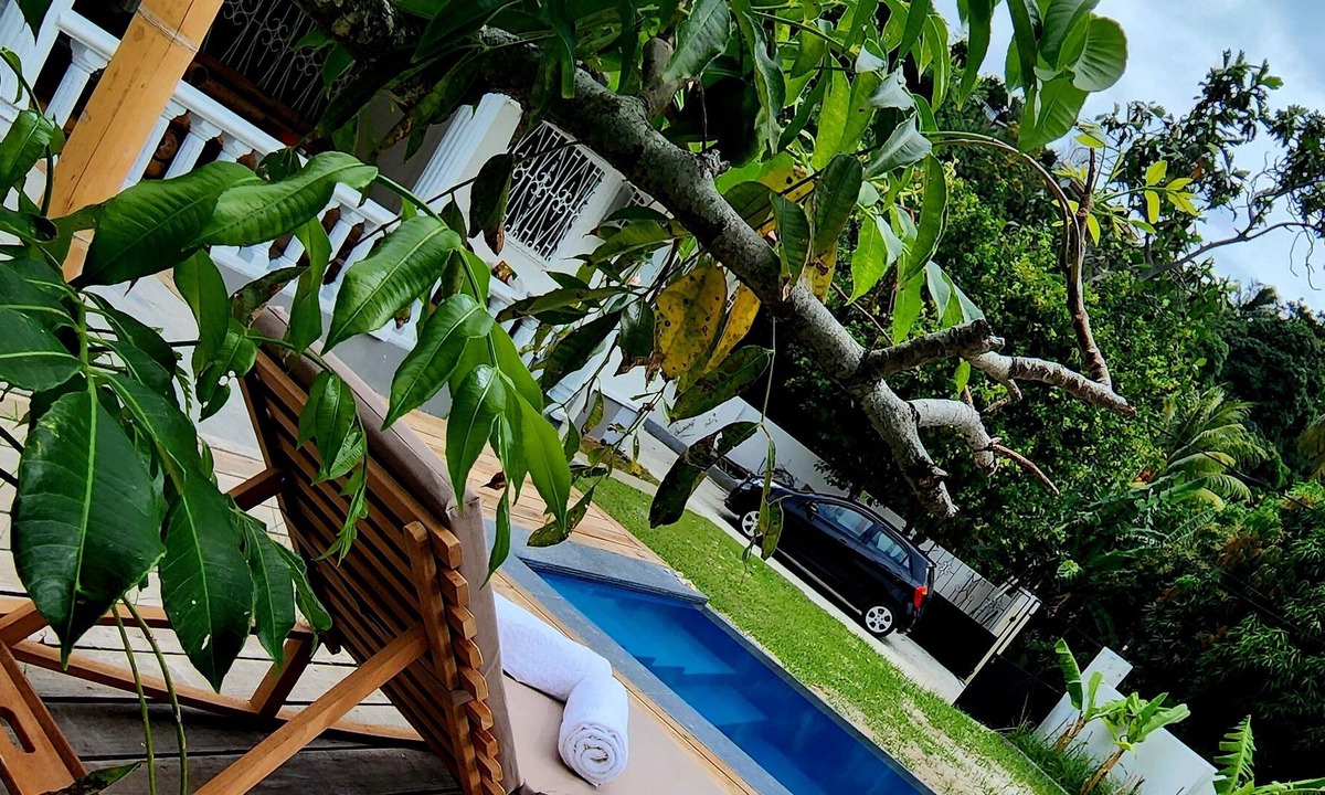 Beau Vallon Villa | Pool villa in Beau Vallon with bamboo dining shelter