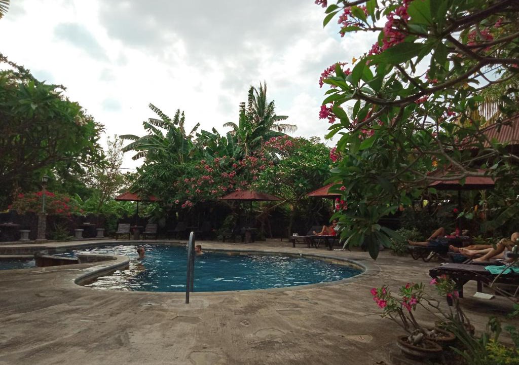 Lovina Hotel | Rini hotel