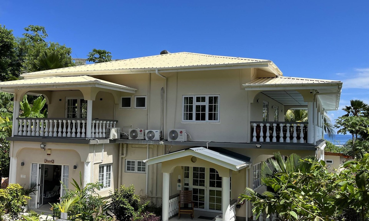 Anse Royale Villa | Royal Bay Villa, Treedeck, Swimming Pool, Hassle-free Holiday, 8adults+kids free