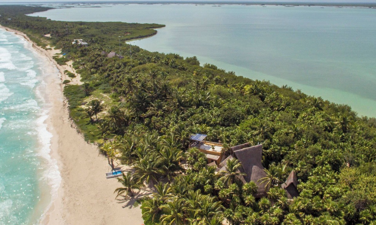 Chacchoben Villa | Stunning Casa Nalum - Private beach, pool, lagoon, cinema and more!