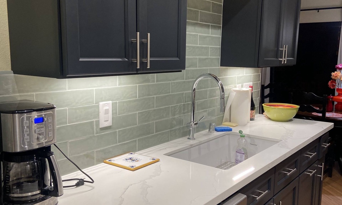 Aptos Condo | Sunny Condo- Pool&Spa, Capitola Village near! New Bath Remodeled Kitchen 2023!