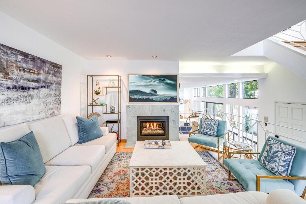 Rio del Mar House | Swim, Golf and Relax Luxe Townhome in Aptos