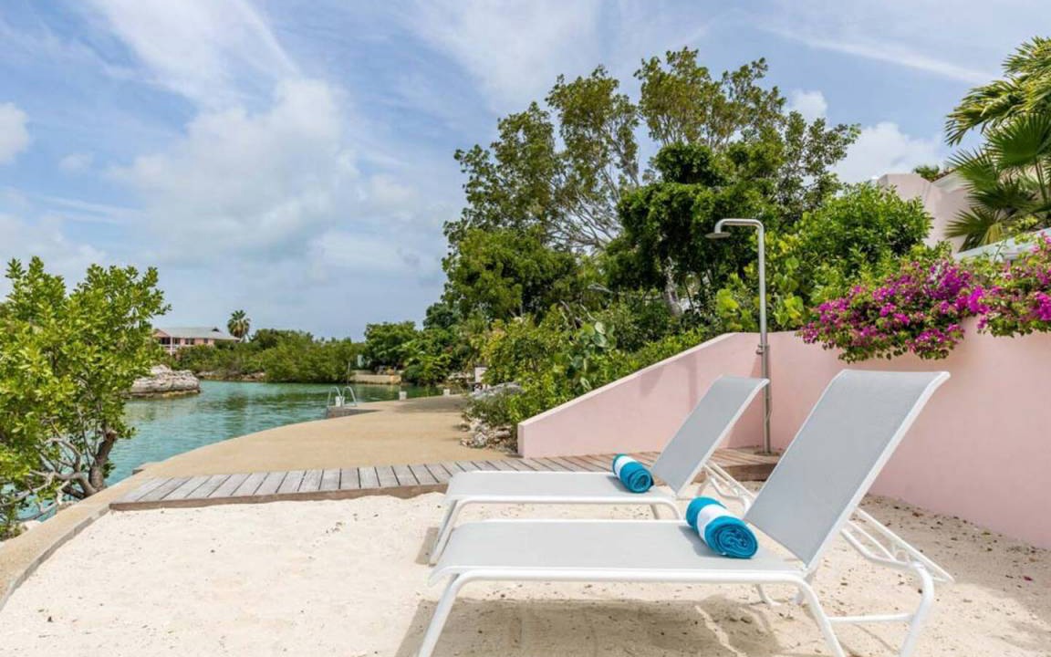 Discovery Bay Villa | Villa ∙ 5 bedrooms ∙ 8 guests
