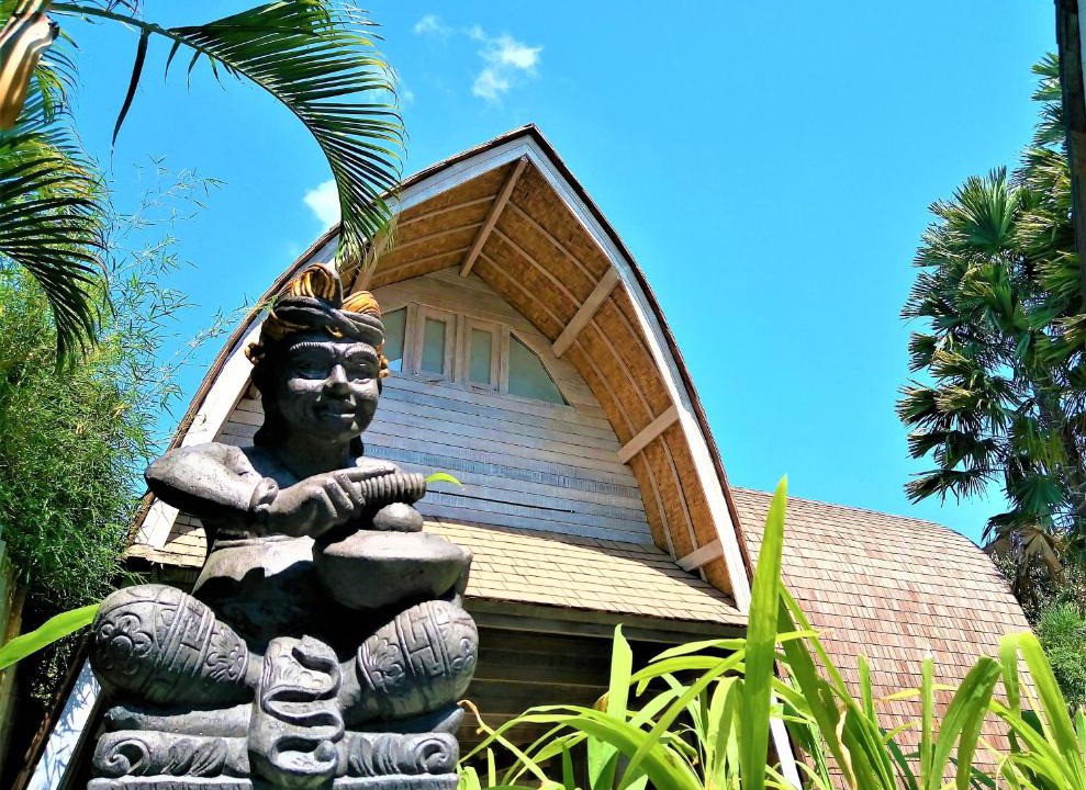 Dyanapura Villa | Villa Made West