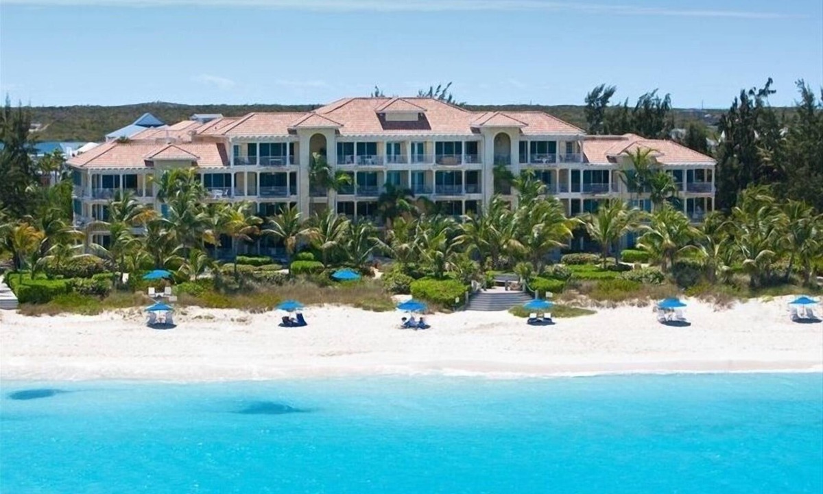 Grace Bay Condo | Villa Renaissance Villa 106: First Floor 2 Bed, Ocean Front, Sleeps 4-5