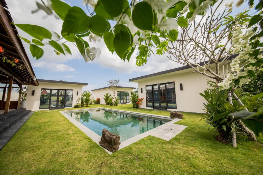 Beraban Villa | Villa Rovic face aux rizières