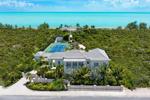 Long Bay Villa | Villa Shambhala 8 BR