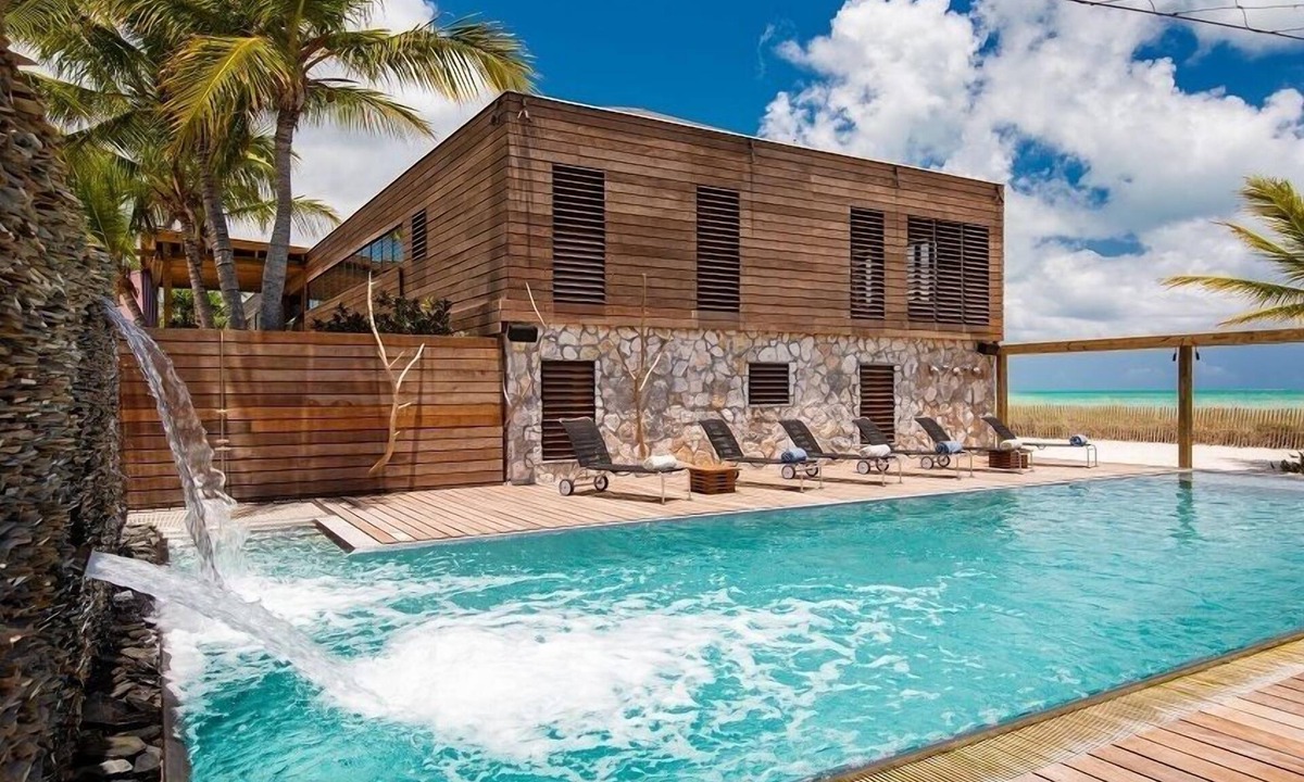 Providenciales Villa | Villa Silver Sands | Beach Front - Located in Stunning Providenciales with Private Pool