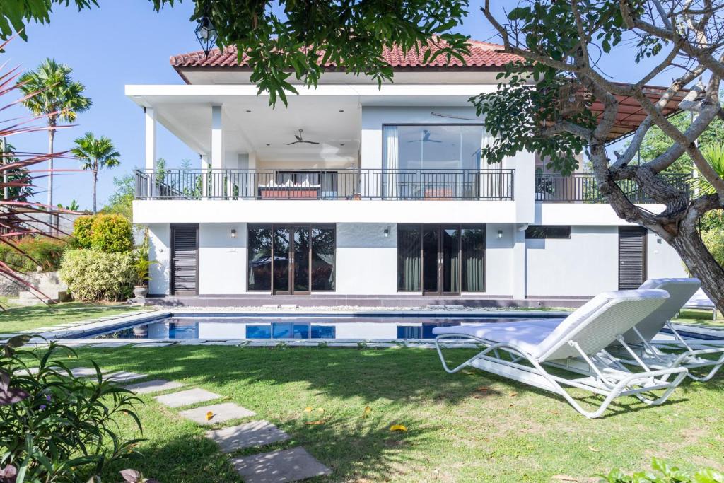 Bukit Villa | White Rabbit Private Villa
