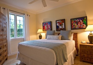 1st Floor, 2 Bedrooms, 2 Bathrooms, Pool/Garden View Villa (sleeps 4-5)