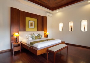 2 BR Private Pool Villa Near GWK Cultural Park, 10 minutes drive to the beach
